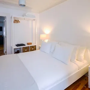 Sunny And Stylish - 11 Min To The Center , Lisbon Portugal